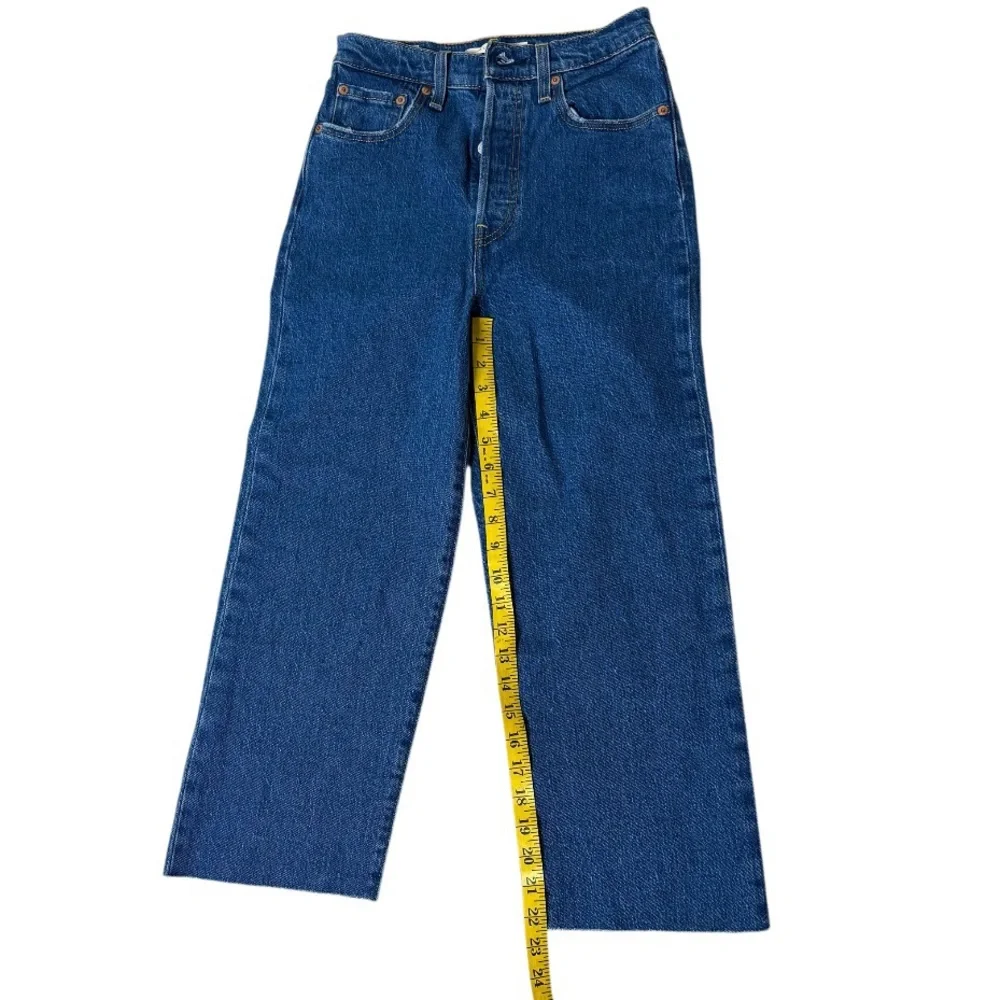 Levi's Ribcage Straight Fit Ankle Jeans Women's 25 Blue High-Rise‎ Raw-Hem Denim